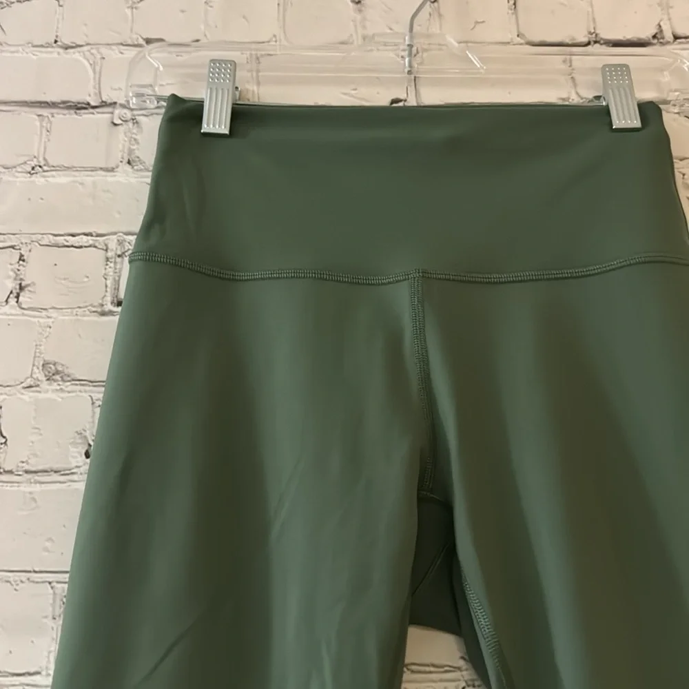Lululemon Green Leggings - Picture 2 of 6